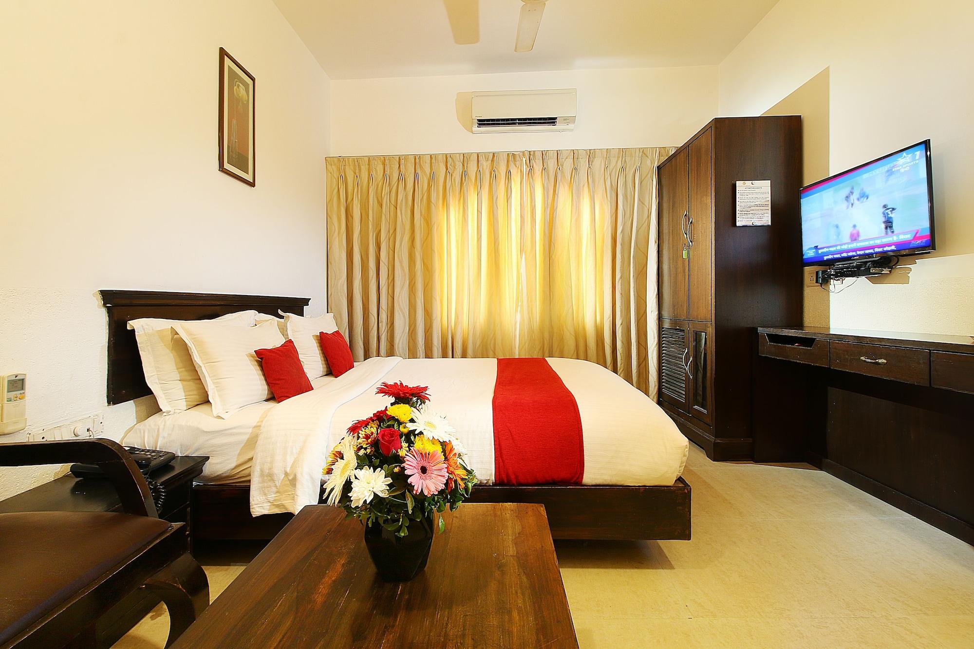 Hotel Calangute Grande Esterno foto