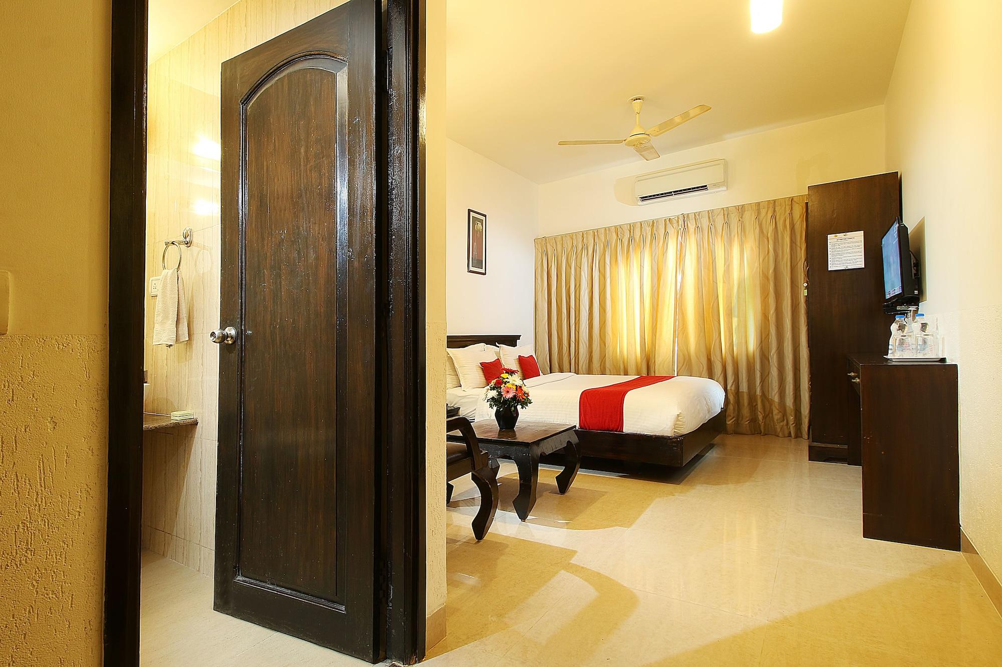 Hotel Calangute Grande Esterno foto