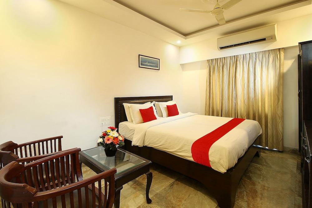Hotel Calangute Grande Esterno foto