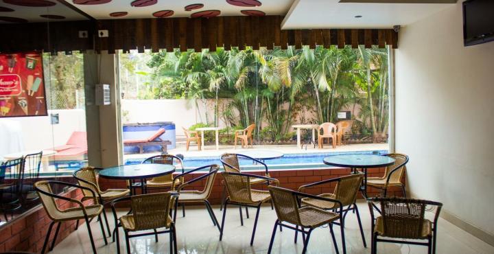 Hotel Calangute Grande Esterno foto